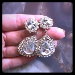 👰🏼💃🏼 GORGEOUS earrings - wedding or formal